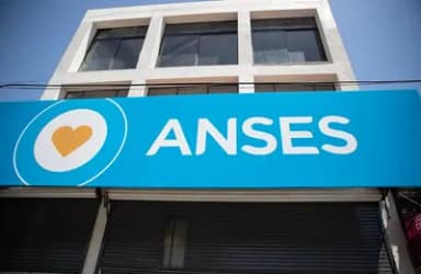 ANSES reglamentó el aumento de julio para SUAF y los nuevos topes que habilitarán el cobro