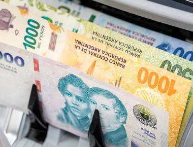 ¿Quiénes pueden pedir préstamos personales de $100.000.000 y qué tasas de interés se pagan en diciembre?